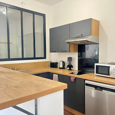 아파트 Magnifique T3 En Plein Centre De *